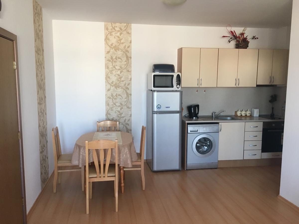 Sunny Day 6 Apartman Napospart Kültér fotó